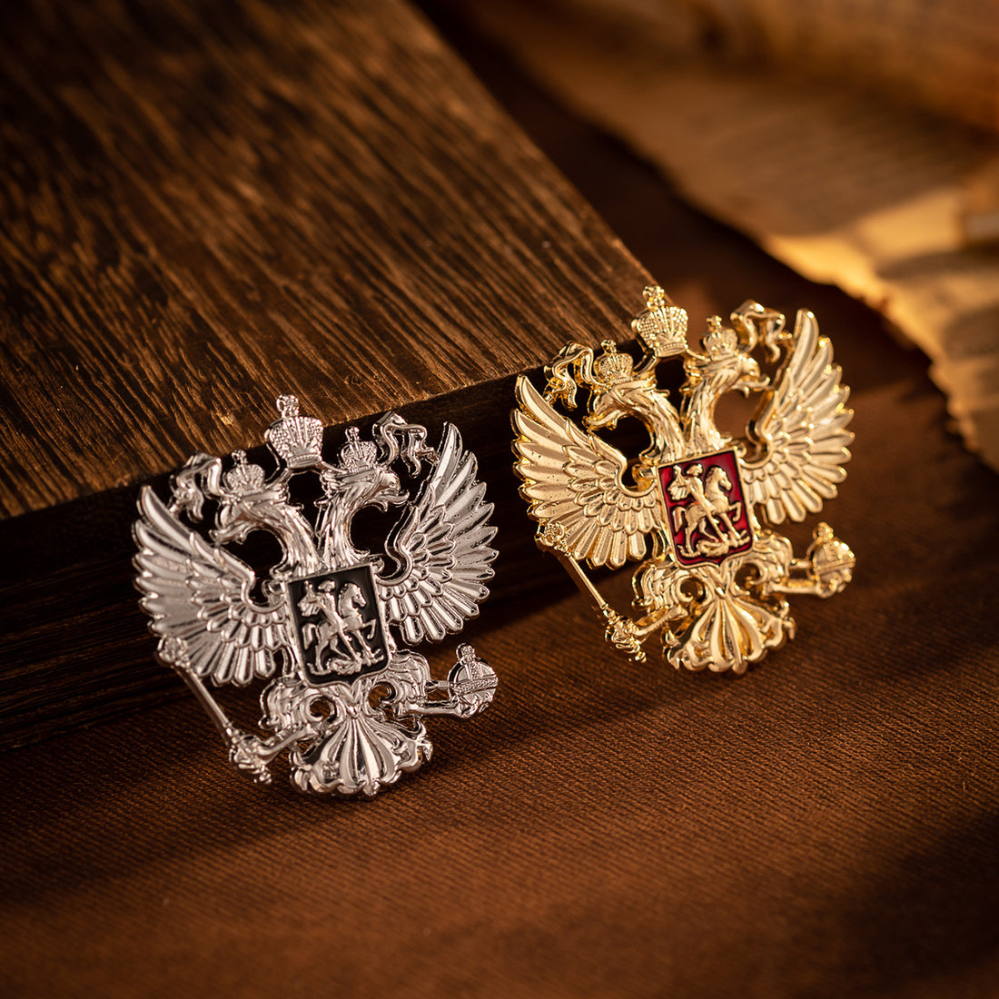 Creative Double-Headed Eagle Knight Brooch Pin 4 Pack - Lots of Buttons