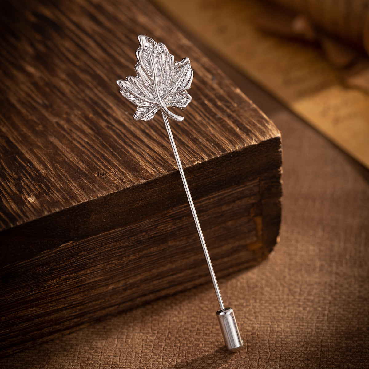 Simple Gold and Silver Pin Bee Tree and Maple Leaf Brooch 6 Pack - Lots of Buttons