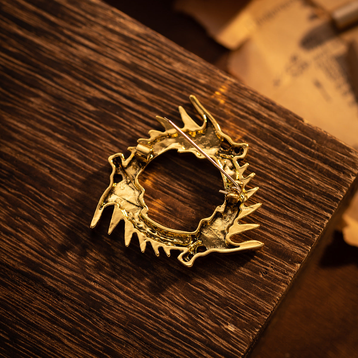 Circular Three-Headed Dragon Brooch - Vintage Pin 3pcs - Lots of Buttons