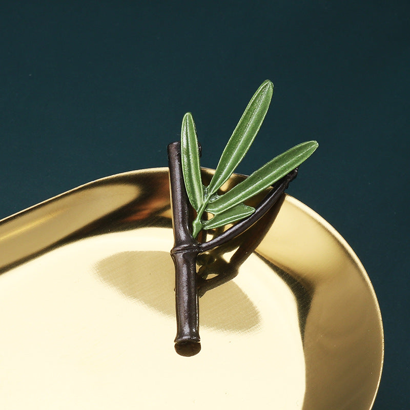 Korean Fashion Green 3D Leaf Brooch Creative Plant Pearl Pin 8 Pack - Lots of Buttons