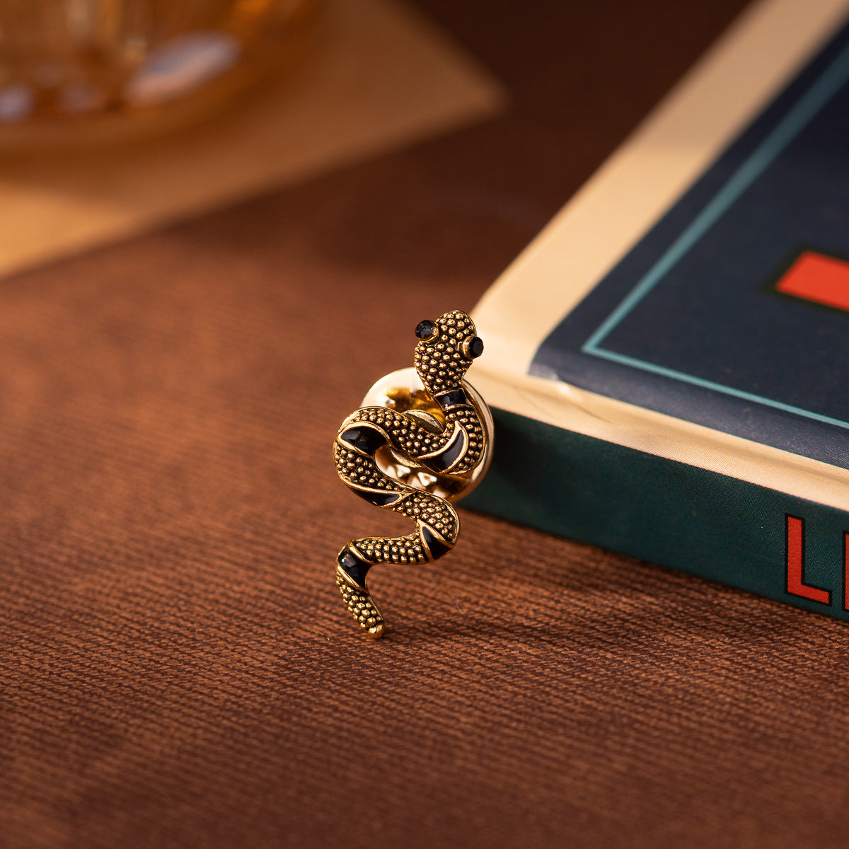 Mini Vintage Little Snake Brooch Men's Personality Pin 4pcs - Lots of Buttons