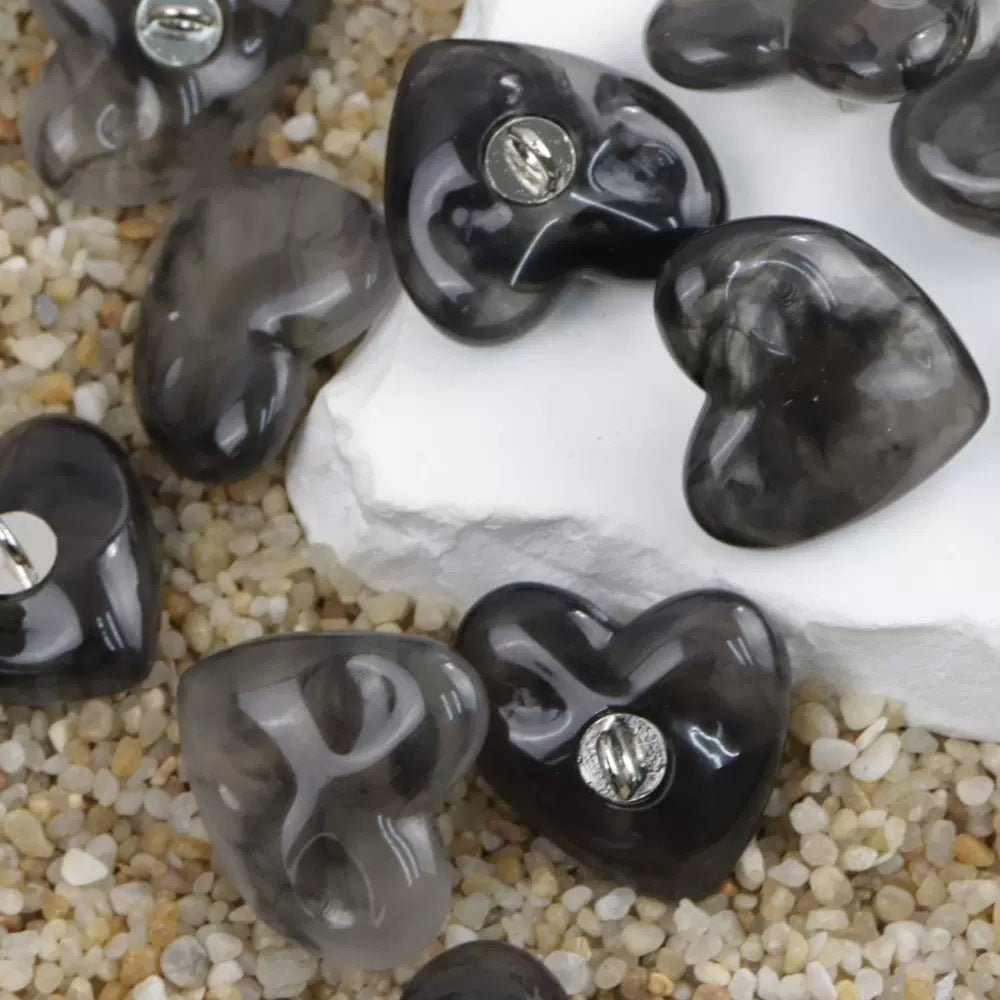18/24mm Ivory,Black Gray,Coffee Colored Heart Shaped Urea Buttons with Metal Shanks 12pcs