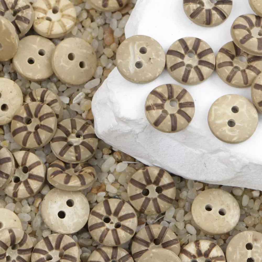 11.5mm Round Flower-Gear Shaped Natural Coconut Shell Buttons for Children's Clothing 100pcs - Lots of Buttons