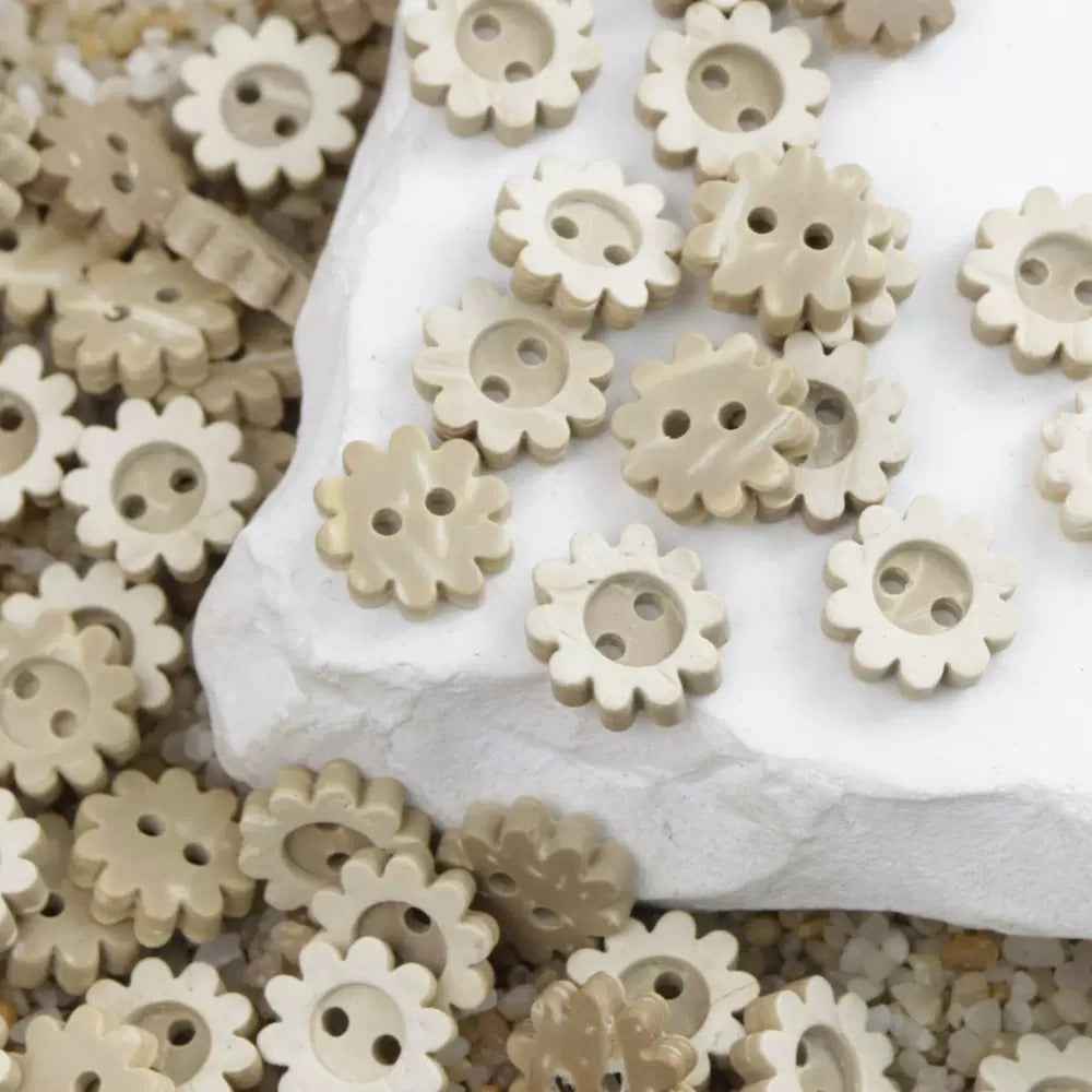 11.5mm Round Flower-Gear Shaped Natural Coconut Shell Buttons for Children's Clothing 100pcs - Lots of Buttons