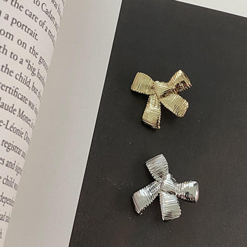 21mm Csíkos Masni Fém Gomb 12 Darab (Arany és Ezüst)