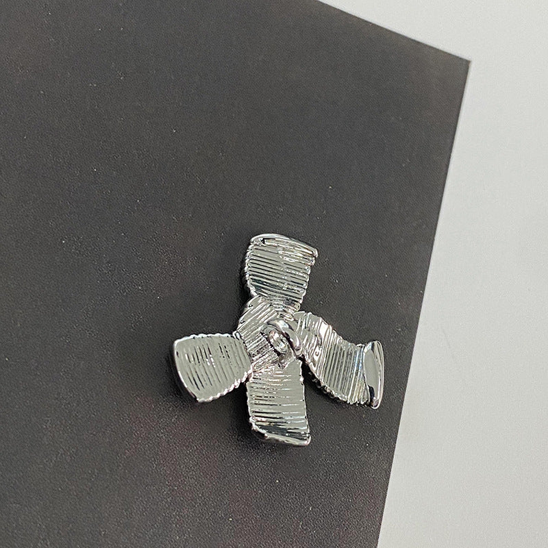 21mm Csíkos Masni Fém Gomb 12 Darab (Arany és Ezüst)