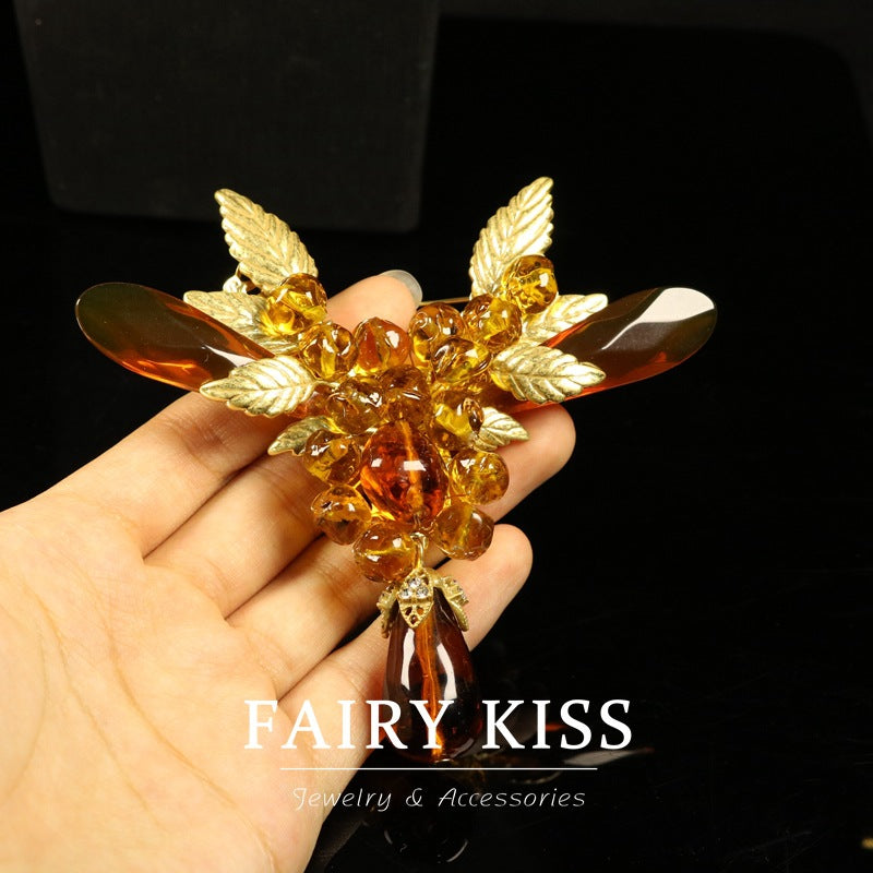 Broche de Ámbar con Alas de Estilo Vintage