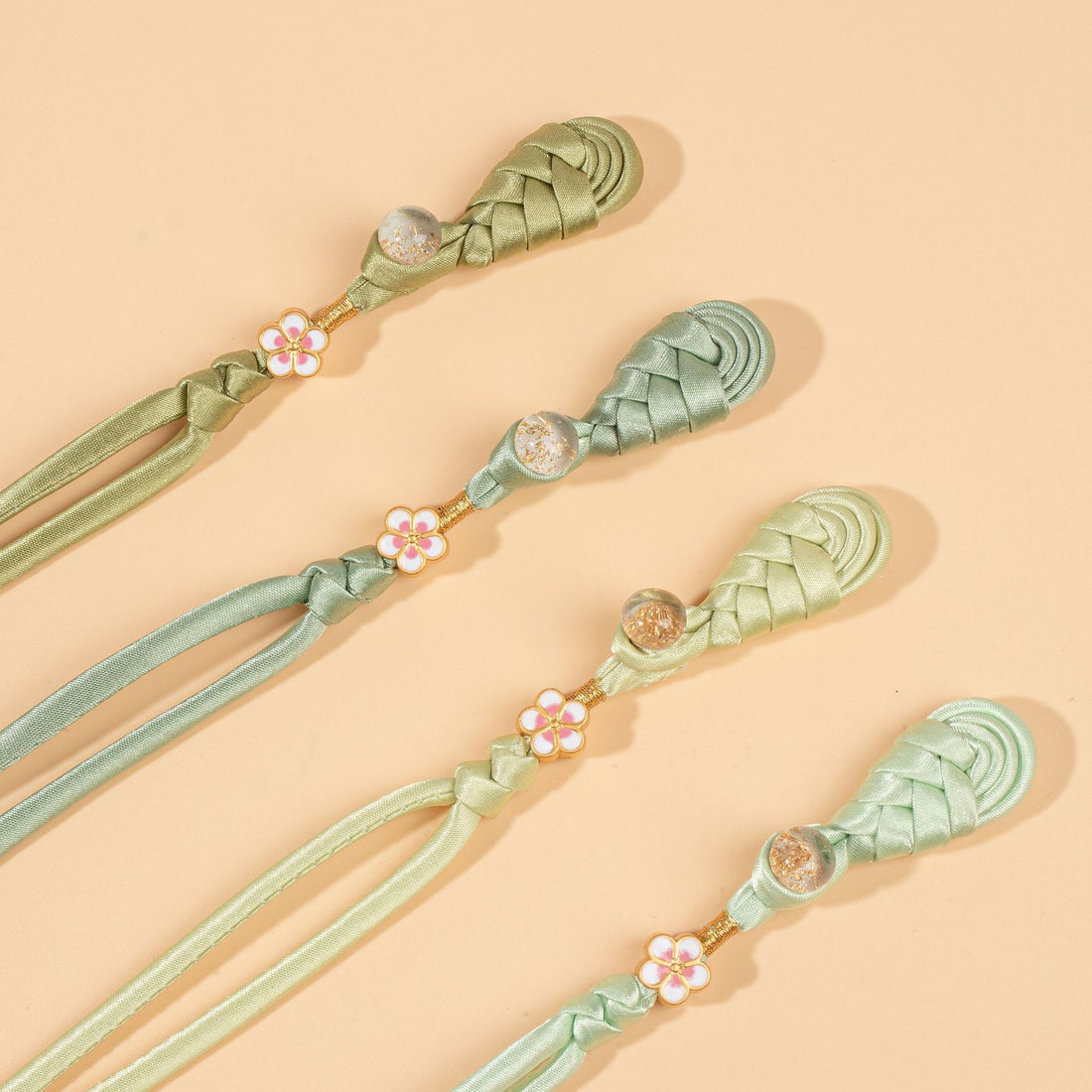 Botões de Sapo de Cheongsam de 8cm/27cm em Tecido de Cetim Trançado Feitos à Mão 6pcs