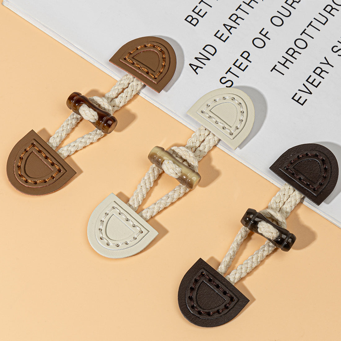 14,5 cm beige, braun und dunkelkaffee Leder Aufnähknöpfe 8 Stück