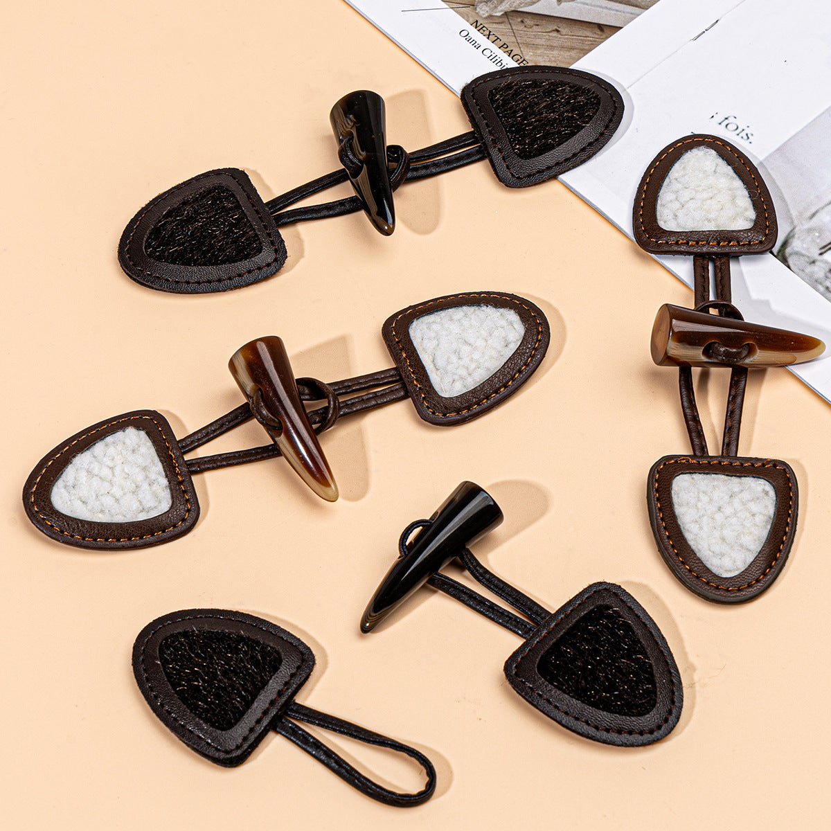 Toggles de cuero marrón oscuro de 16 cm con botones de cuerno de resina 6 piezas