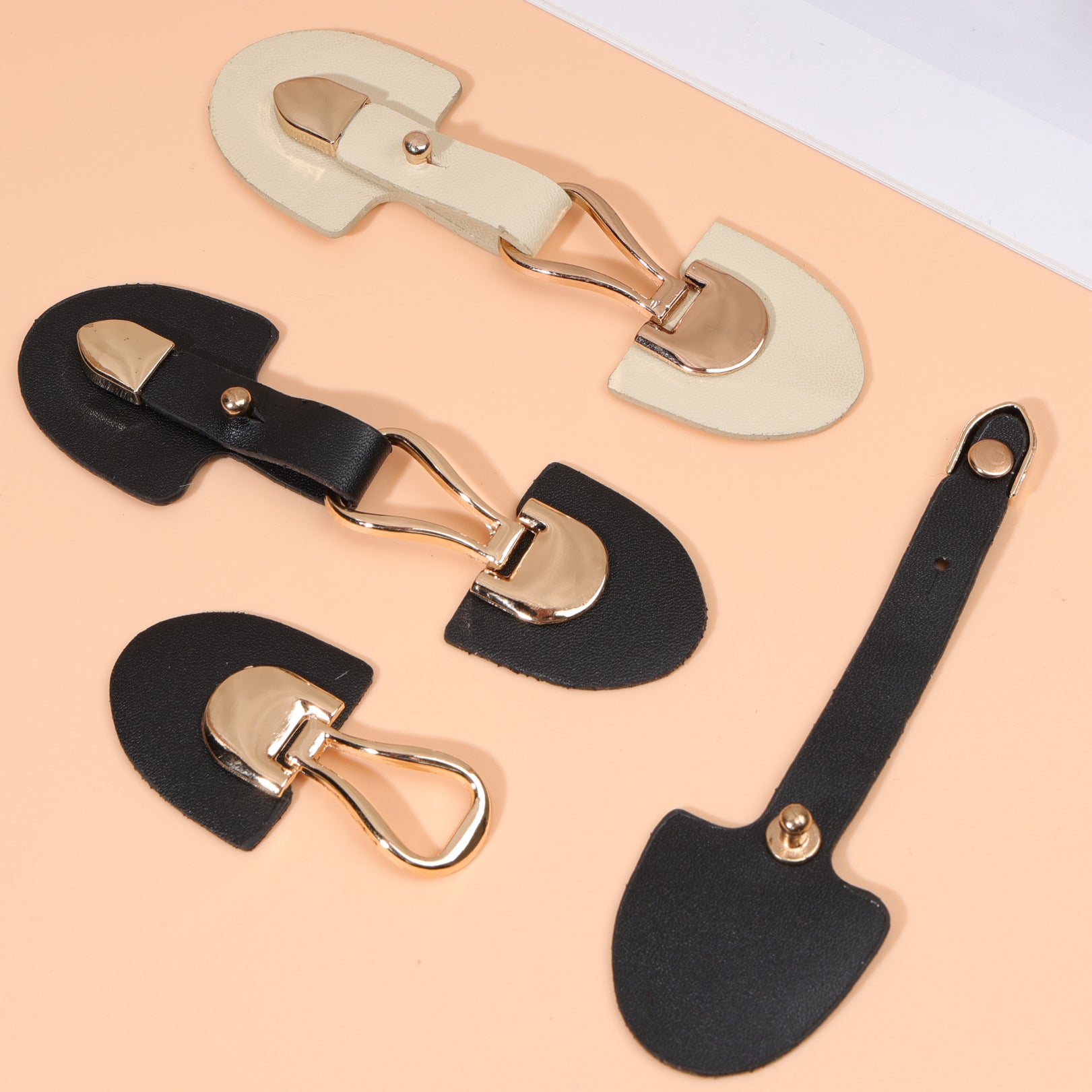 11.5cm Beige and Black Leather Sew-on Toggles with Metal Buckle 6pcs