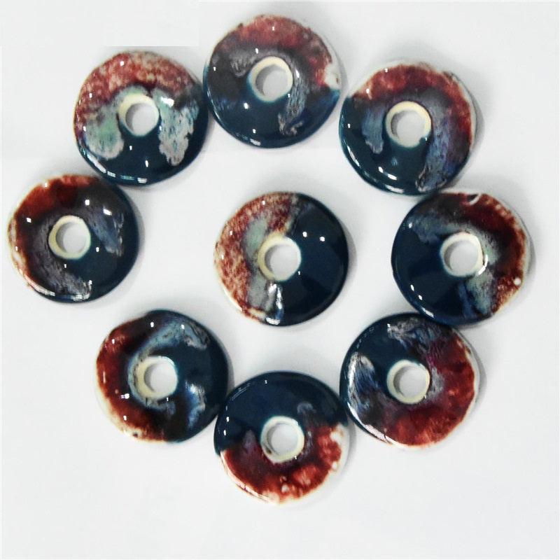 40mm Round Red and Green Contrasting Color Ceramic Ornament Pendant 10pcs