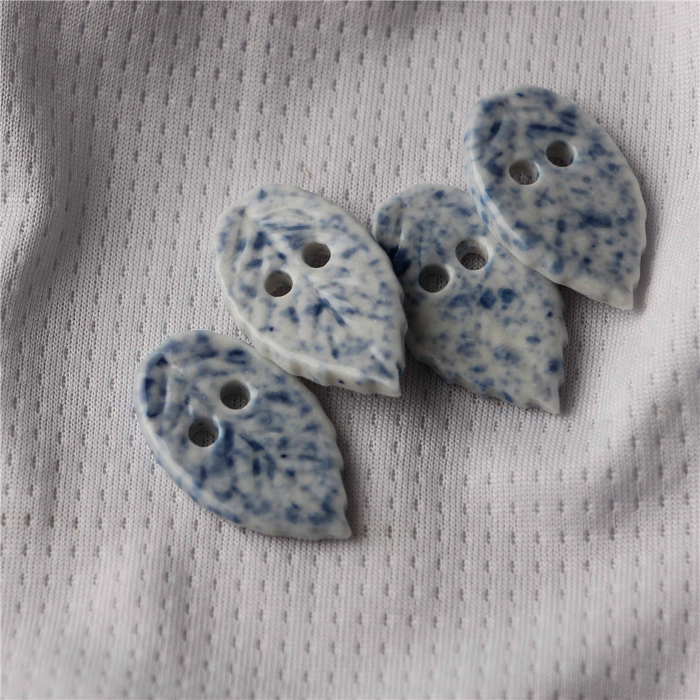 Bottoni da cucire in ceramica blu e bianca a 2 fori in forme multiple 10 pezzi