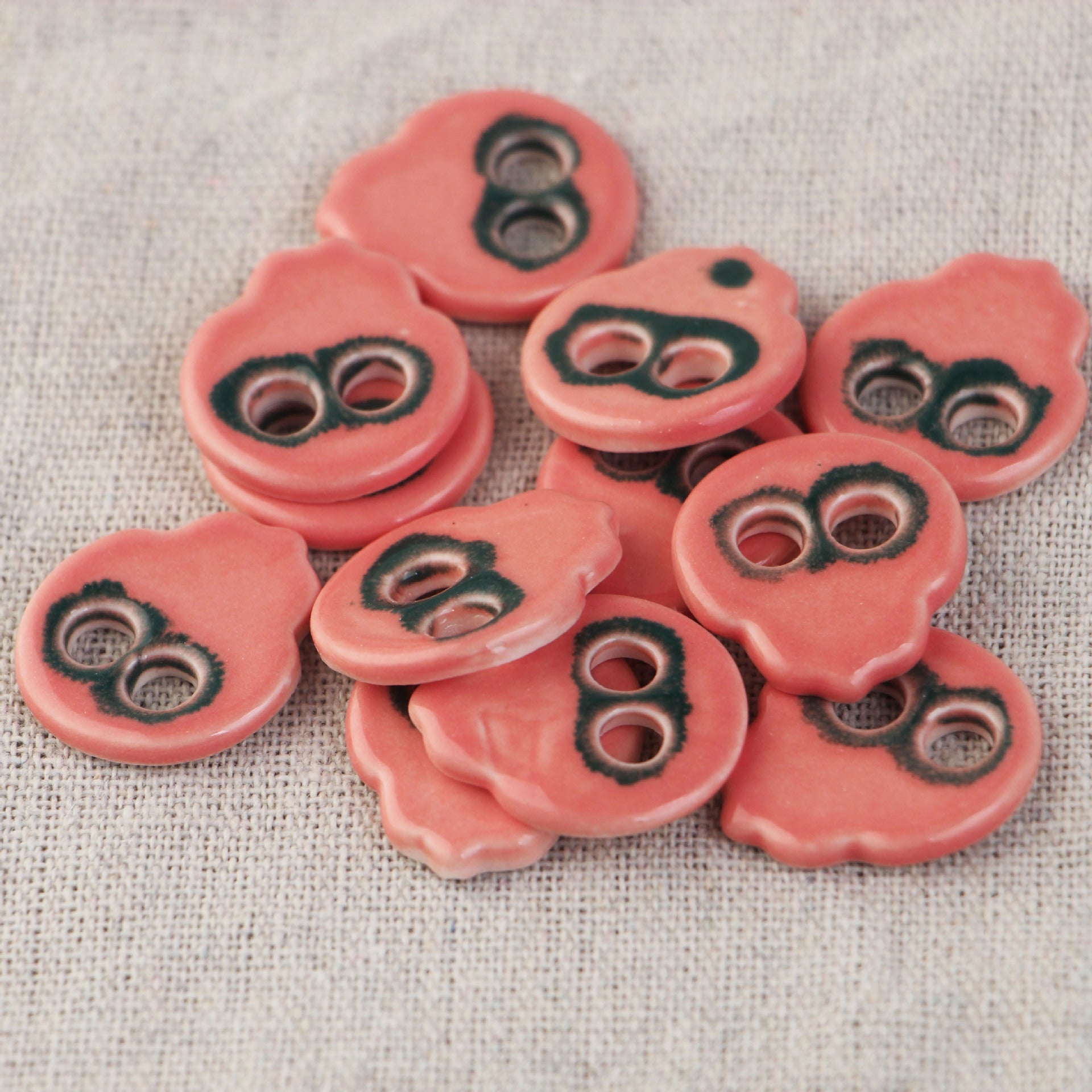 Bottoni da cucire in ceramica blu e rosa a 2 fori con forme diverse 6 pezzi
