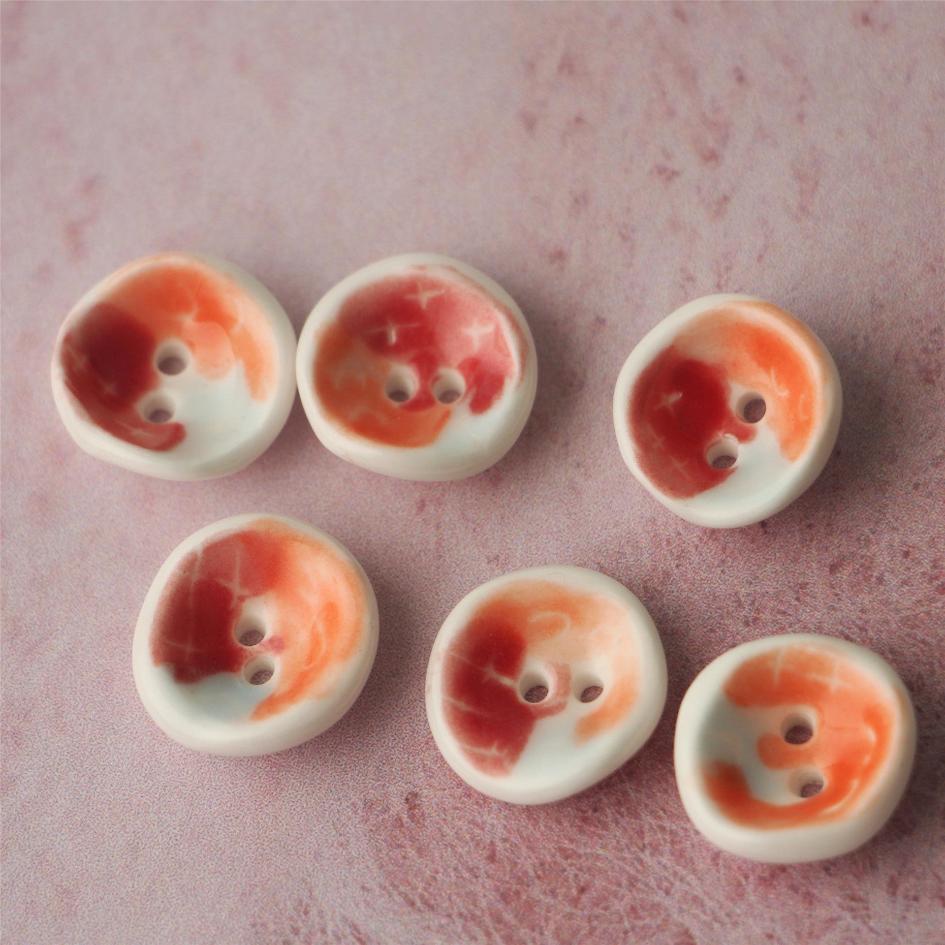 Bottoni in ceramica fatti a mano dipinti a mano da 15 mm con motivi floreali a onde e pois 4 pezzi