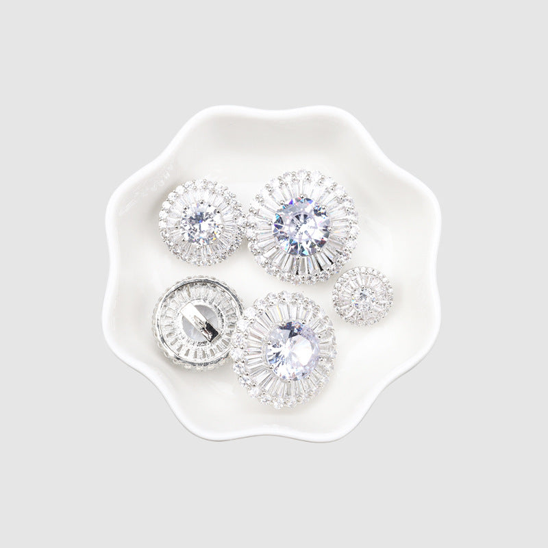 Botões Decorativos de Zircon Premium 12.5-24mm com Shank Metálico 4pcs