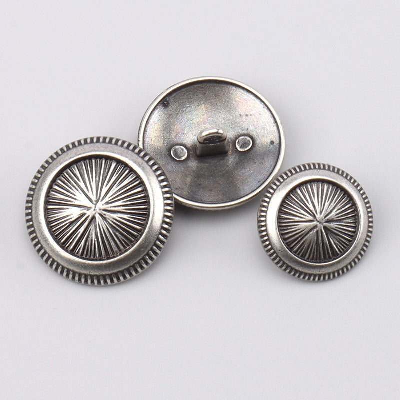 17,5/22,5 mm Vintage Matt Silver Metall Knappar med Skank för Lyxiga Kostymer 3 st