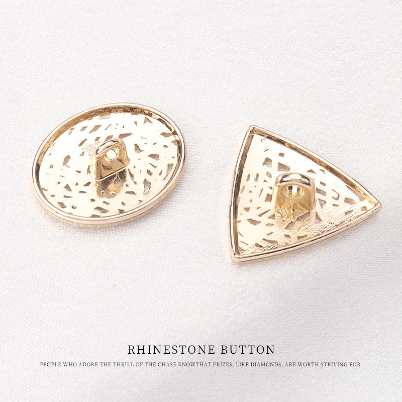 Rose Gold Oval Triangle Hollow Metal Rhinestone Knapper for Jakker Genser 20stk