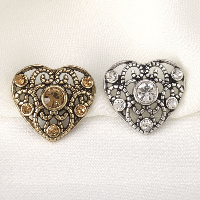 Botones de metal huecos en forma de corazón de 21.5mm en oro y plata vintage con rhinestones, 6 piezas