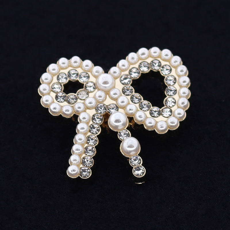 25mm Jousimuotoiset Metalliset Helmi Rhinestone Napit Cardigania varten 12 kpl