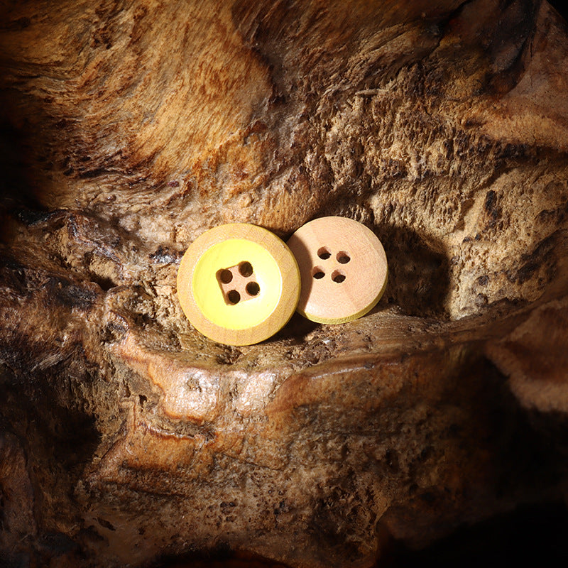 12,5mm Bottoni di Legno di Poplar a 4 Fori con Vernice Gialla e Bianca 70pz