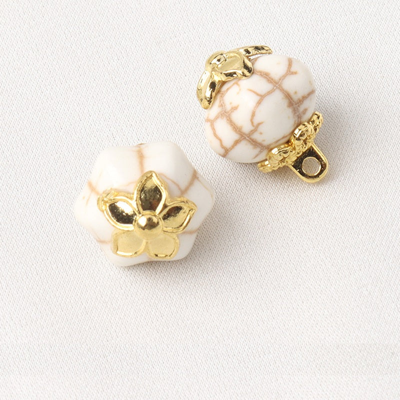 White & Blue Resin Flower Mount Buttons Square Round Cylindrical Hexahedral 20pcs