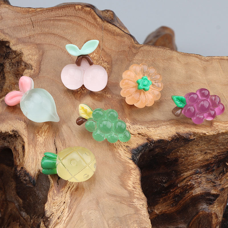 6 Styles Colorful Fruits Vegetables Plastic Buttons for Kids' Clothing 30 Pack 