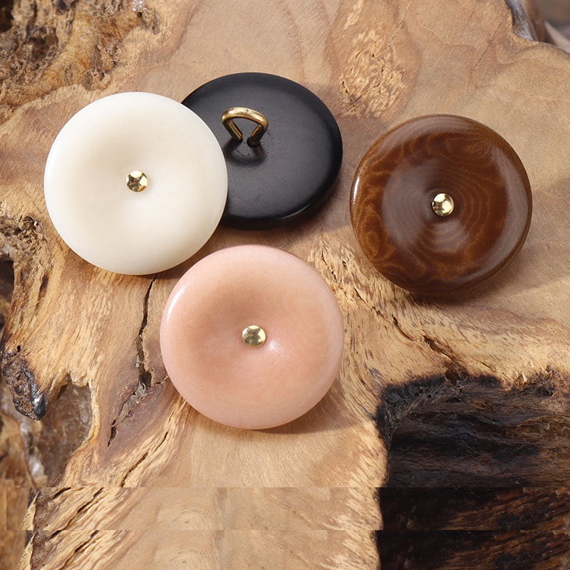 Botones Corozo Beige Negro Marrón Rosa de 11.5-20mm con Patillas de Cobre para Suéteres Camisas 12pcs