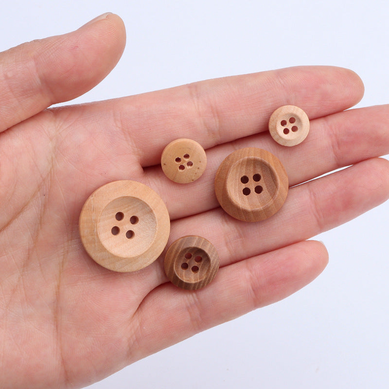 Bottoni rotondi in legno naturale da 11,5-25mm con 4 fori per cappotti e camicie 40 pezzi
