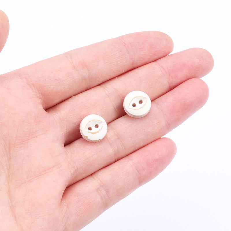11.5mm Round 2-Hole White-Painted Fish-Eye Buttons for Children's Handmade Crafts 40PCS - Lots of Buttons