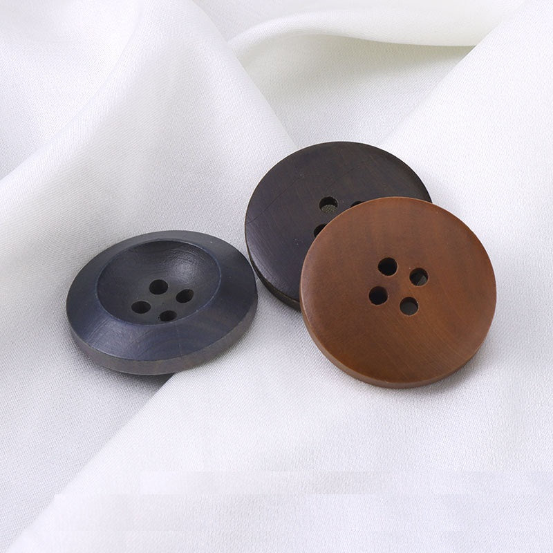 Bottoni in legno di poplar verniciati rotondi vintage a 4 fori da 20/25mm per cappotti di abbigliamento