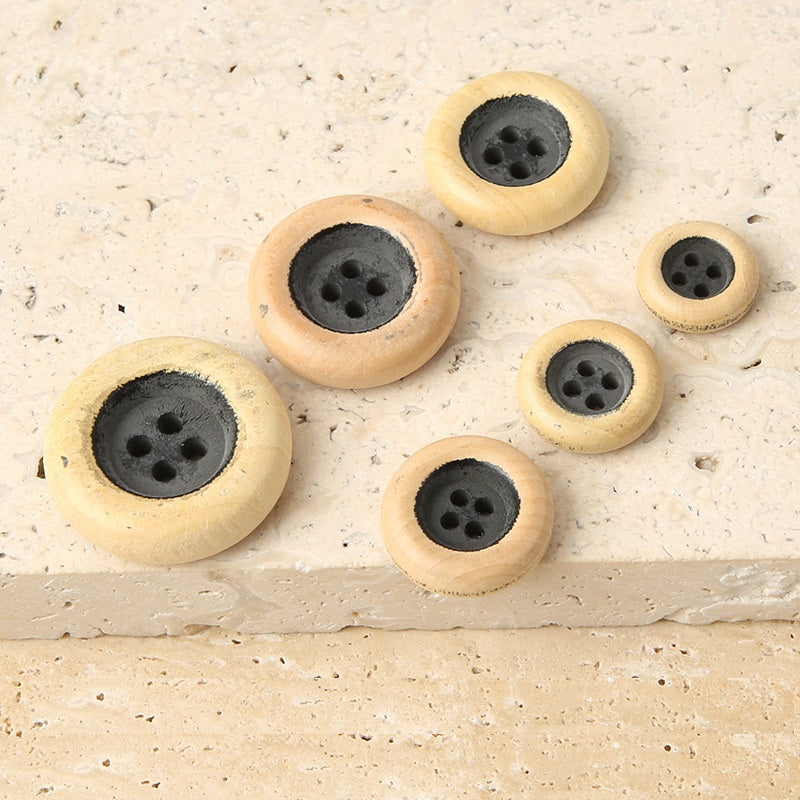 Bottoni in legno di poplar dipinti e invecchiati con bordi arrotondati, spessi, 4 fori, 12-25mm
