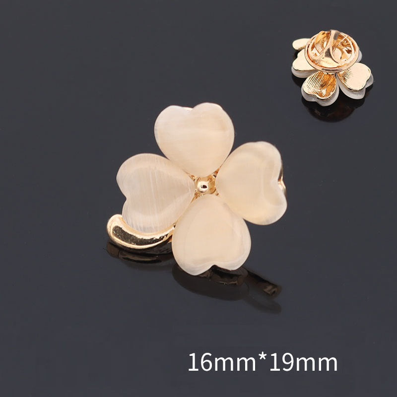 8 Pack Golden Brooches Sunflower Bow Snowflake Bee Cat Angel Flower Four Leaf Clover