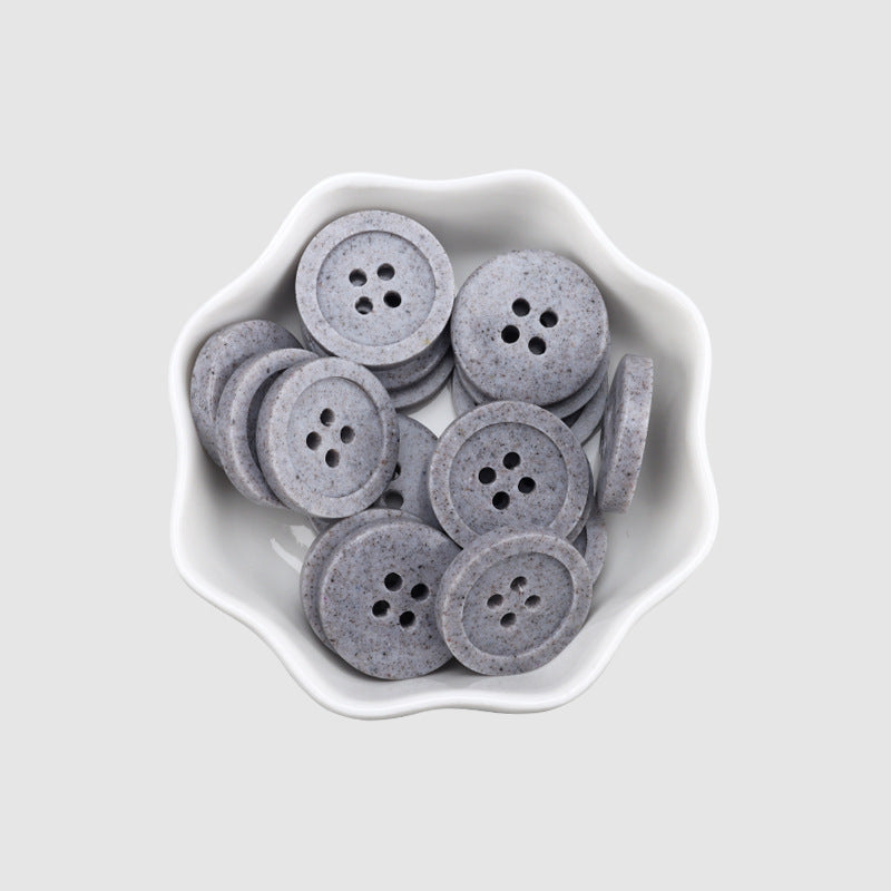 15-25mm Gråbruna Återvunna Harcirkulära Fyrhålsknappar 30-pack