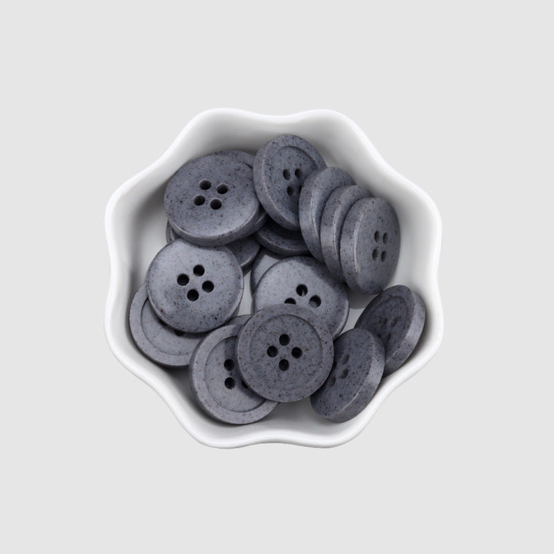 15-25mm Gråbruna Återvunna Harcirkulära Fyrhålsknappar 30-pack