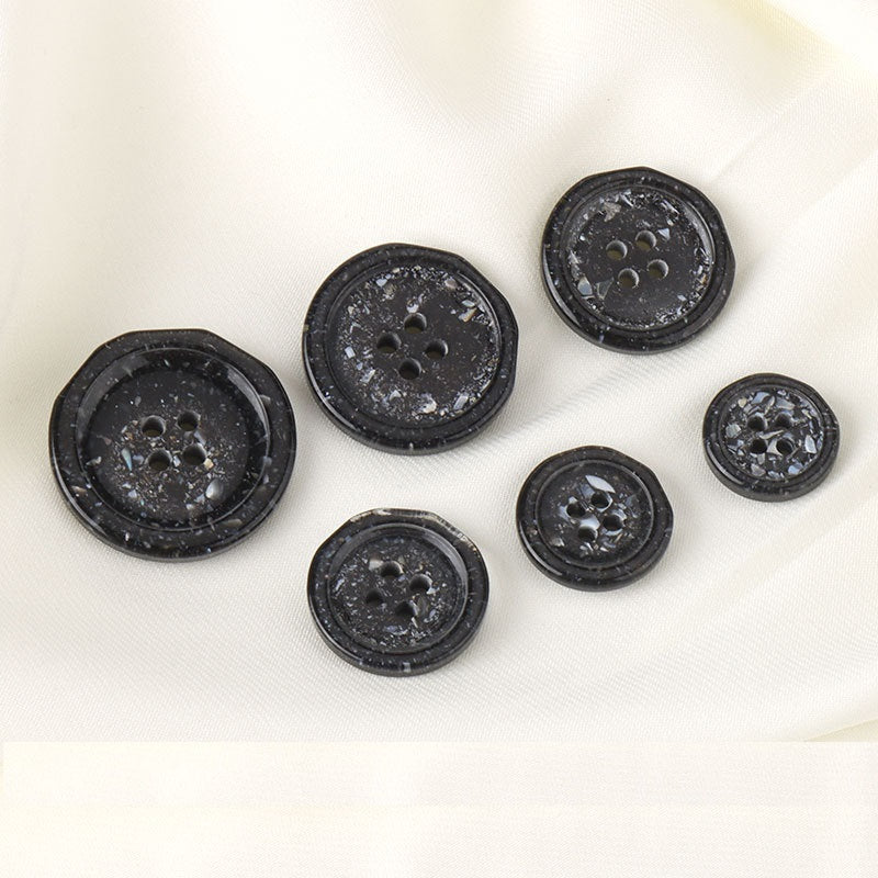 15/17,5/20/23/25/28mm Svart Vit Harpiks Sten Fyra Hål Knappar för Trench Coats 12st