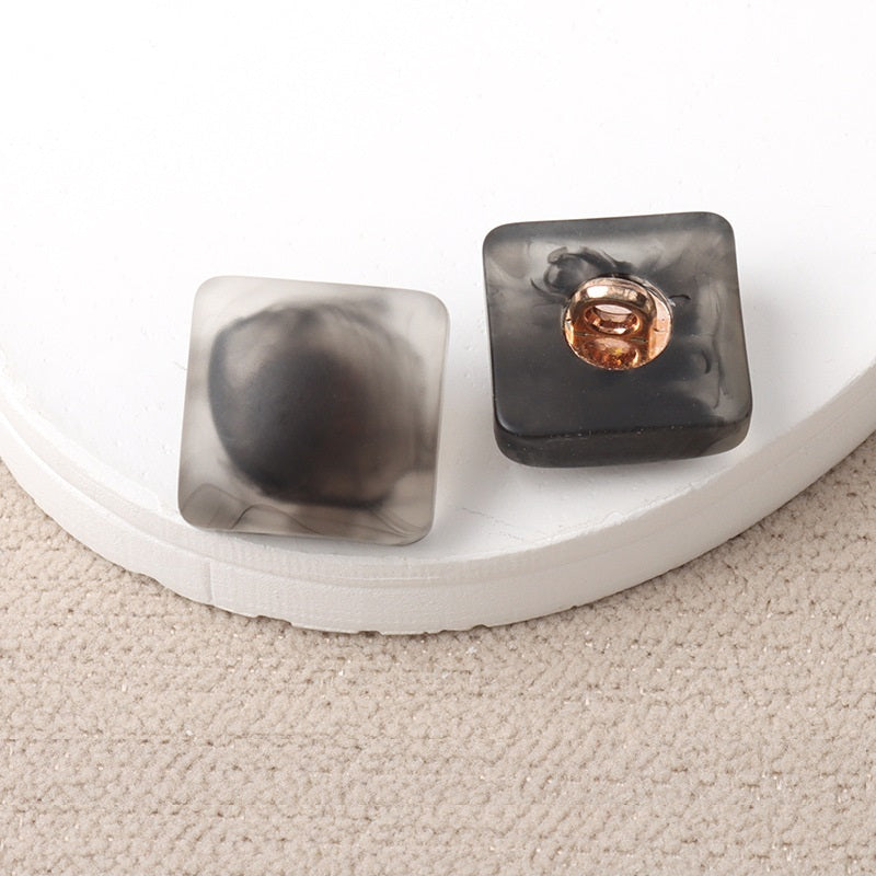 White Black Brown Resin Heart Flower Square Shape Shank Buttons 40 Pack