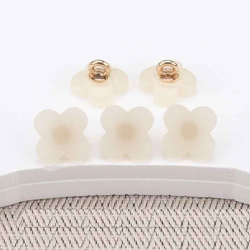 9.5mm Flower Shaped Resin Buttons High Shanks for Women's Shirts 30 Pack