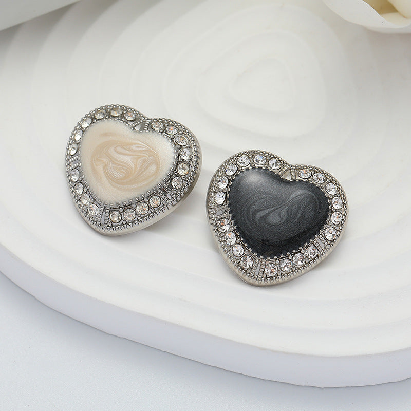 25mm Heart-Shaped Diamond Black White Oiled Metal Button 10pcs - Lots of Buttons