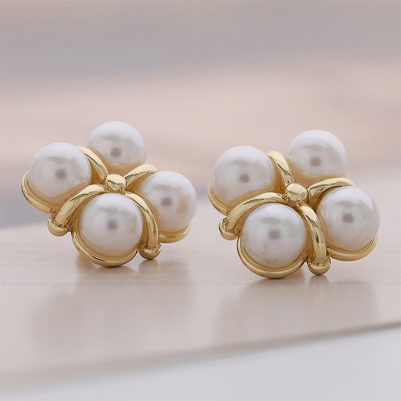 17mm Four-Leaf Clover Pearl Gold Metal Shank Button 10pcs - Lots of Buttons