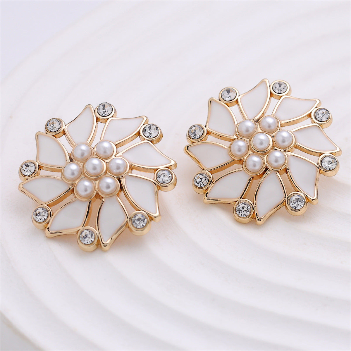 23mm Diamond-Inlaid Pearl Windmill-Shaped Metal Coat Button 6pcs - Lots of Buttons