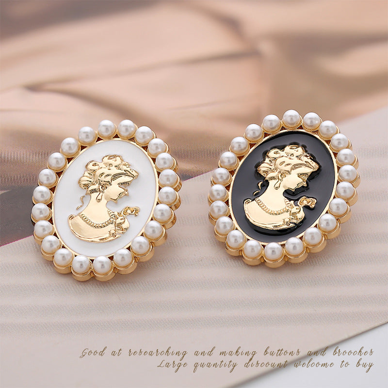 31mm Retro Palace Pearl Metal Brooch Pin with Beauty Portrait 3pcs - Lots of Buttons