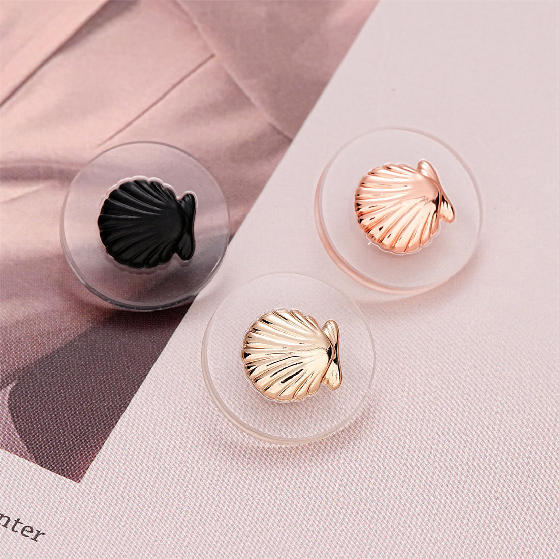 18mm Round Gold Pink Black Metal Shell & Acrylic Button 5pcs - Lots of Buttons