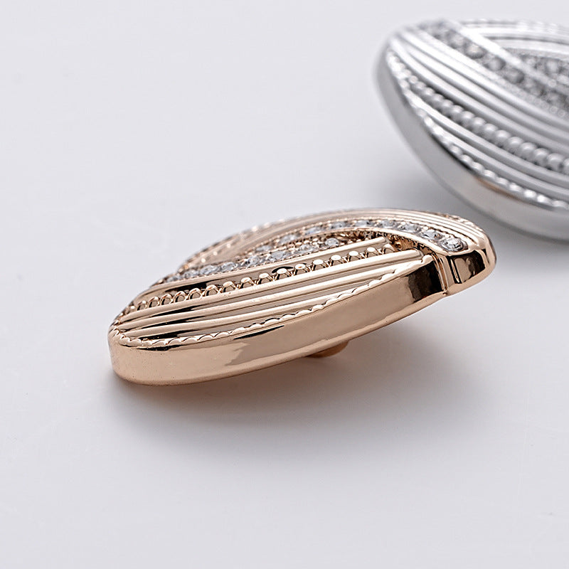 Heart-Shaped Diamond-Inlaid Striped Gold Fashion Metal Button 10pcs - Lots of Buttons