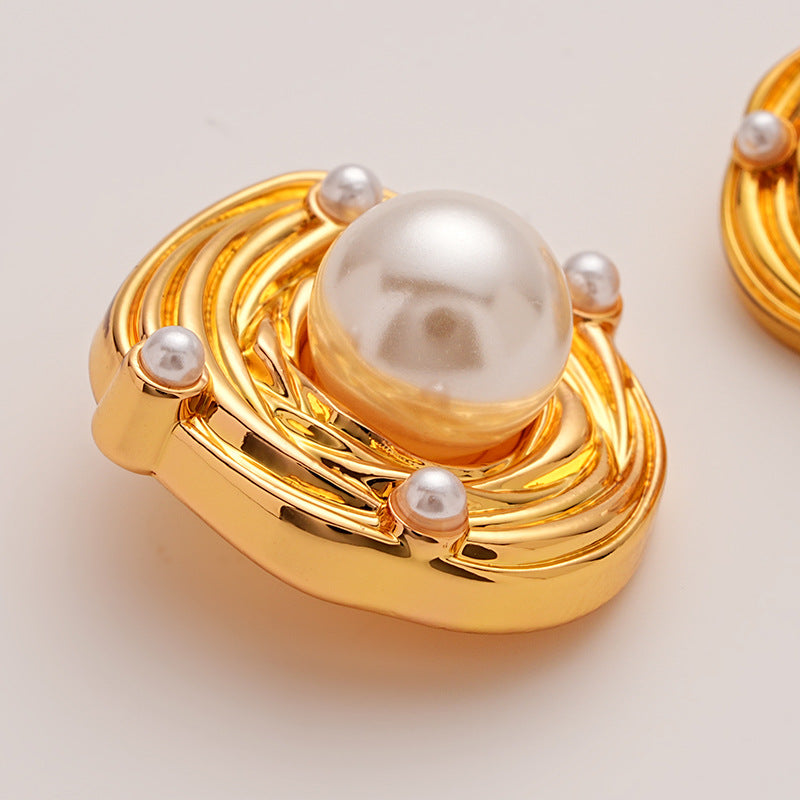 Irregular Gold Metal Button Embedded with Large Small Pearls 6pcs - Lots of Buttons