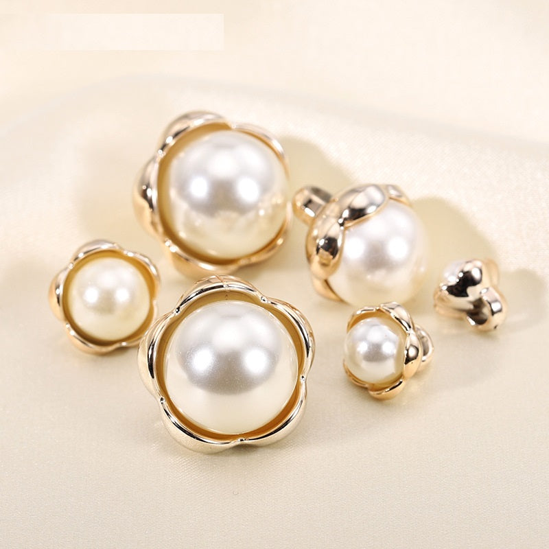 9-21mm Plastic Electroplated Flower Pearl Buttons 30pcs - Lots of Buttons