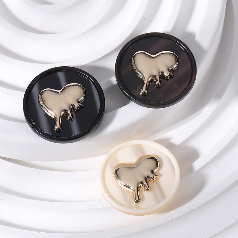 18-25mm Round Resin Metal Heart Buttons 12pcs - Lots of Buttons