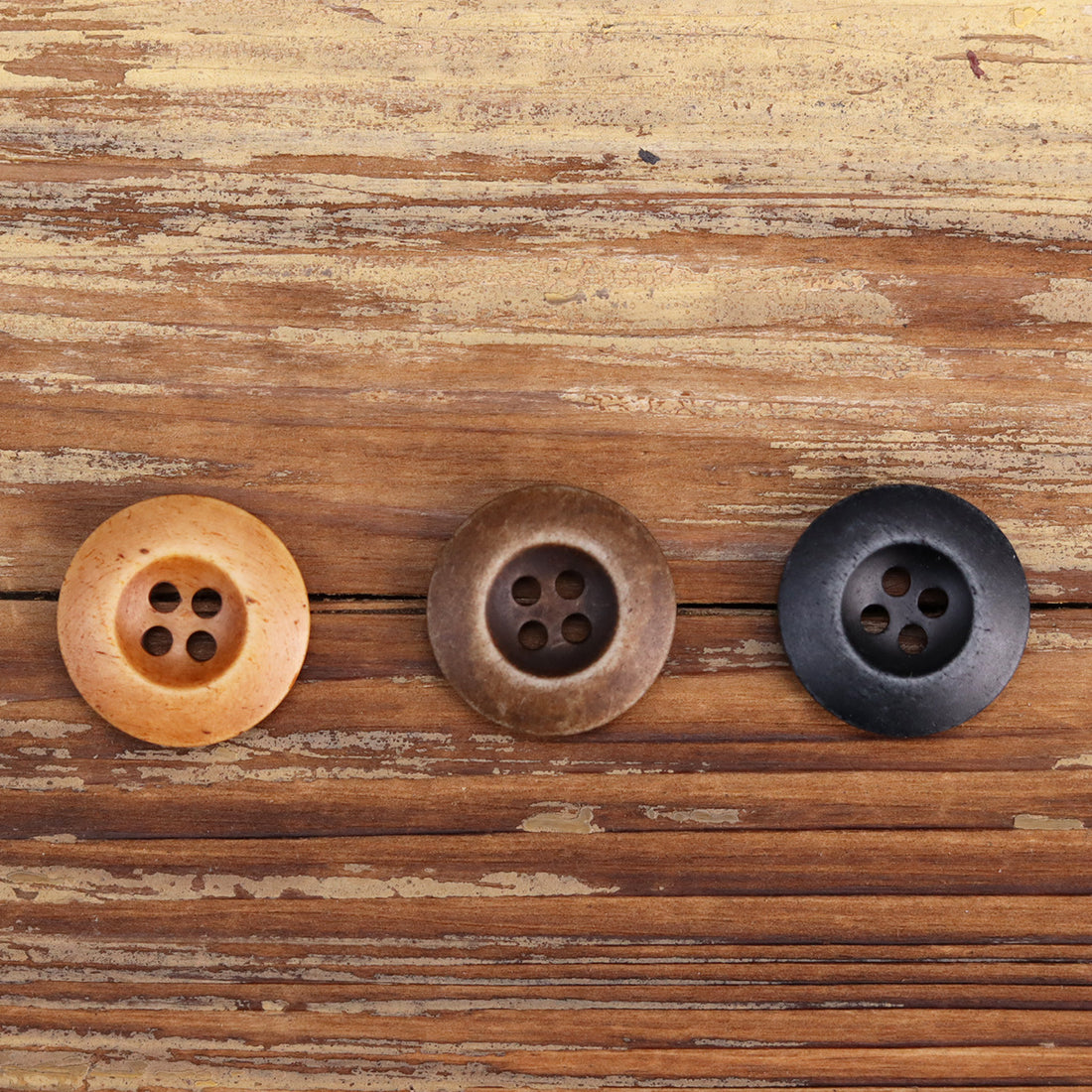 11,5-20mm Vintage Distressed Orange Rinderknochenknöpfe 20er Pack (4 Größen)