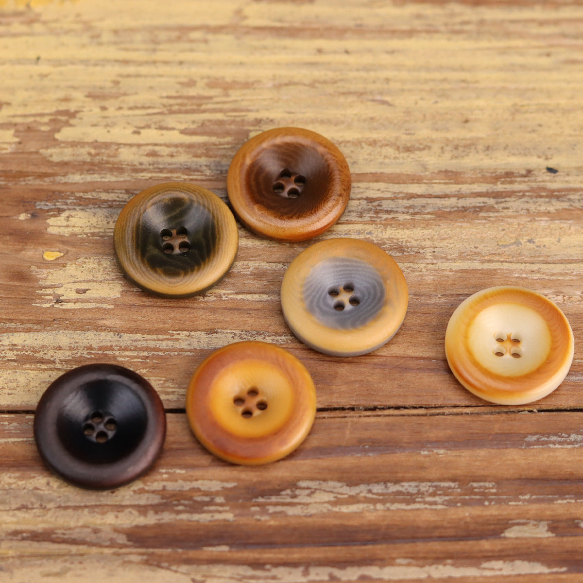 15-25mm Bottoni in Guscio di Noce di Palma Retro Bruciato 25 Pezzi