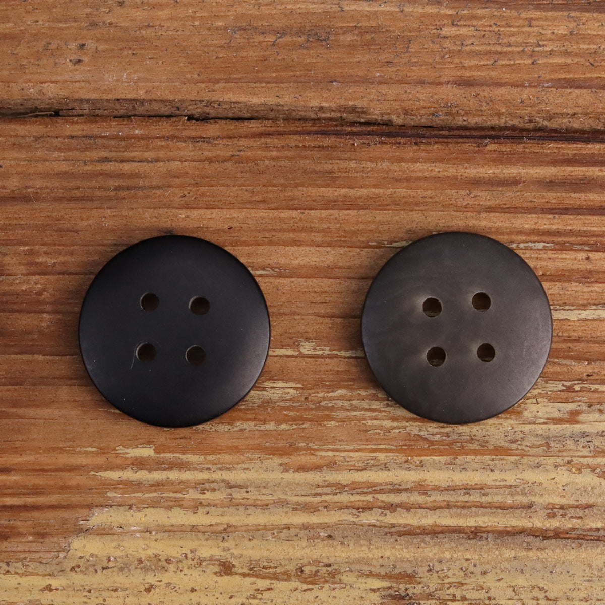 Dark Green Four-Hole Fruit Buttons For Men's Workwear 25 Pack - Lots of Buttons